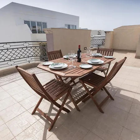 Penthouse-hosted By Sweetstay *
