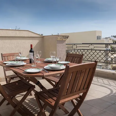 Penthouse-hosted By Sweetstay Apartment