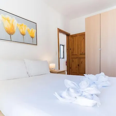 Penthouse-hosted By Sweetstay Apartment Mosta