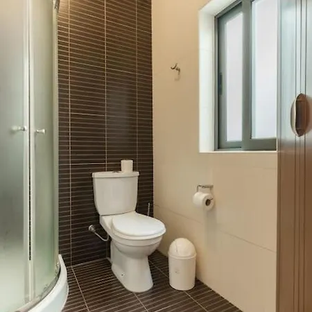 Apartment Penthouse-hosted By Sweetstay *